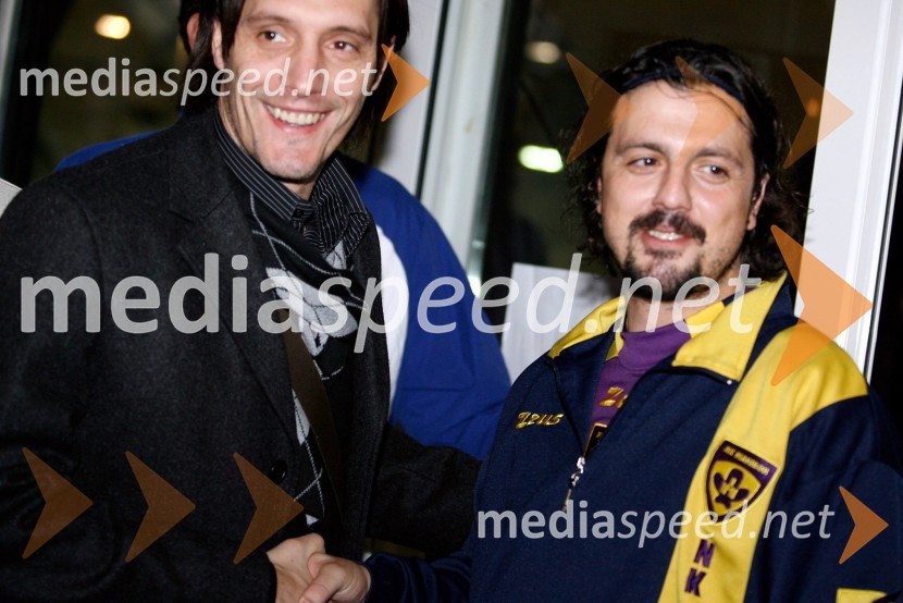 Miran Pavlin, nogometaš in Zlatko Zahovič, športni direktor nogometnega kluba MariborZimski turnir Prva liga Telekom Slovenije All Star v malem nogometu