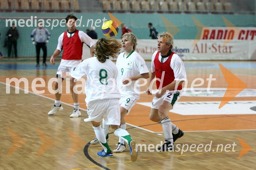 ... in Tone Košmrlj, Pop DesignZimski turnir Prva liga Telekom Slovenije All Star v malem nogometu