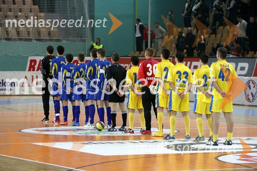 Ekipi NK Domžale in NK KoperZimski turnir Prva liga Telekom Slovenije All Star v malem nogometu