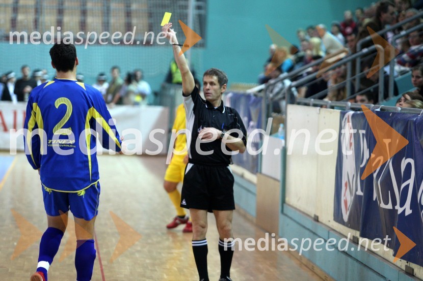 Finalna tekma ekip NK Koper in NK DomžaleZimski turnir Prva liga Telekom Slovenije All Star v malem nogometu