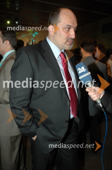 Dr. Janez Markeš, odgovorni urednik dnevnika DeloSprejem treh predsednikov za novinarje