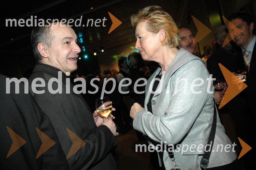 Rajko Djordjevič, direktor VTV in Zofija Mazej Kukovič, ministrica za zdravjeSprejem treh predsednikov za novinarje