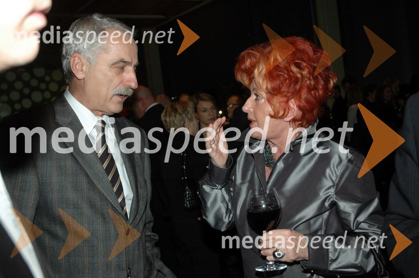 ... in Bernarda Jeklin, nekdanja urednica JaneSprejem treh predsednikov za novinarje