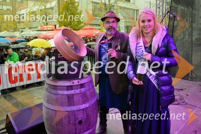  Alojz  Jenuš - Slavek, outar in brač iz Malečnika;  Kaja Šerbinek, Mariborska vinska kraljica 2016Martinovanje v Mariboru 2016