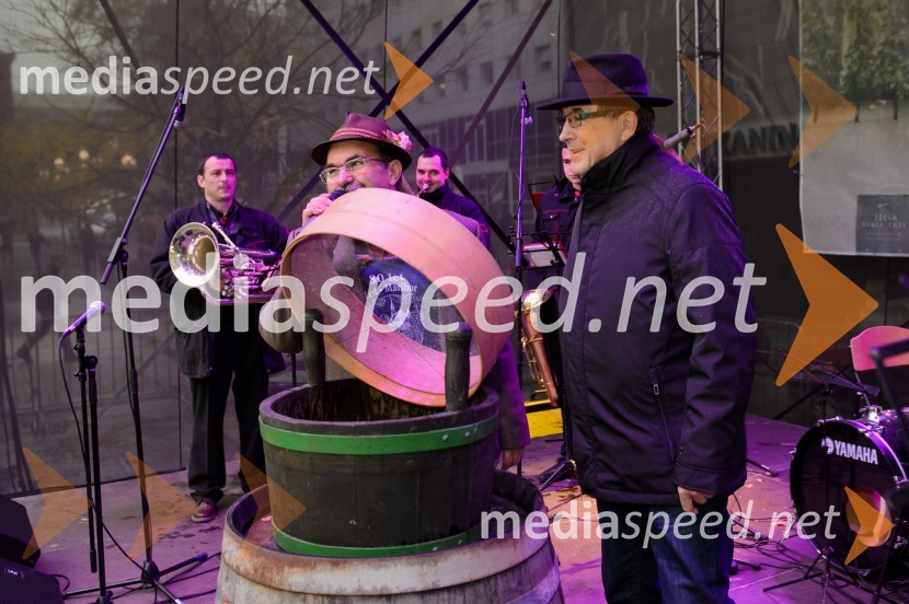  Alojz  Jenuš - Slavek, outar in brač iz Malečnika; dr. Andrej Fištravec, župan, Mestna občina MariborMartinovanje v Mariboru 2016