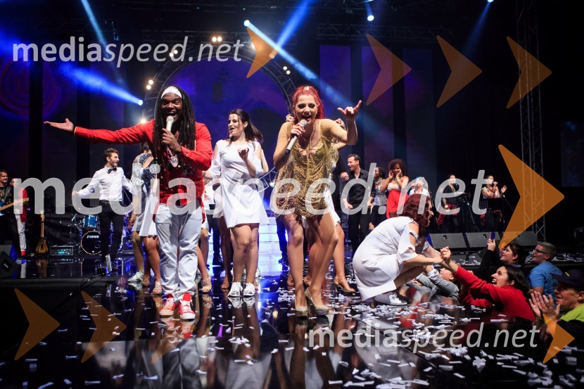  ... ;  Tanja Žagar, pevkaTanja Žagar, koncert ob 20. obletnici glasbene kariere