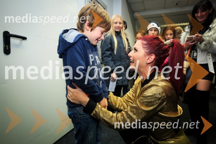  ... ;  Tanja Žagar, pevkaTanja Žagar, koncert ob 20. obletnici glasbene kariere