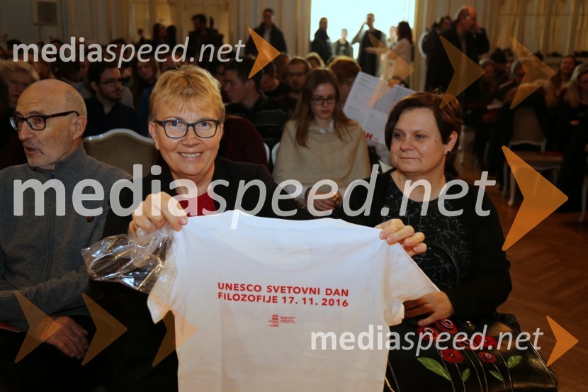  Marjutka Hafner, direktorica, Urad za UNESCO;  Mihaela Novak Kolenko,  sekretarka, Ministrstvo za izobraževanje, znanost in športPrireditev ob svetovnem dnevu filozofije