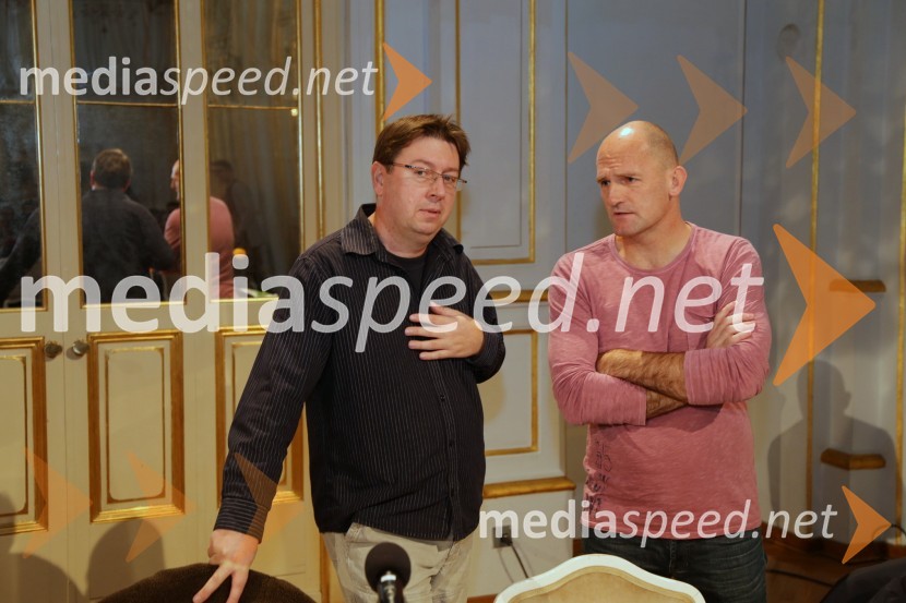 dr. Boris Vezjak, filozof, družbeni kritik in publicist, Filozofska fakulteta, Univerza v Mariboru; dr. Peter  Klepec, filozof, raziskovalec na Filozofskem inštitutu ZRCPrireditev ob svetovnem dnevu filozofije