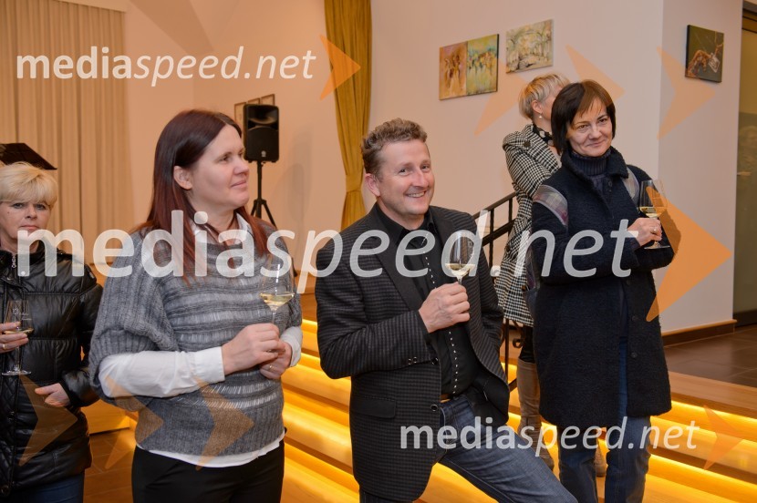  Magda Steyer, Steyer Vina;  Danilo Steyer,   vinar, Steyer Vina; vinski vitez, predsednik Vinske reprezentance Slovenije;  ... Vino in prijateljstvo 2016, odprtje razstave