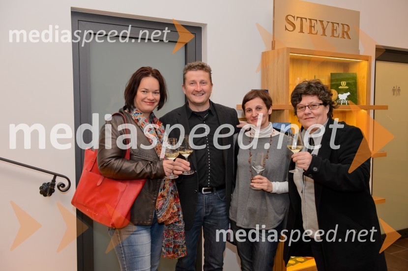  ... ;  Danilo Steyer,   vinar, Steyer Vina; vinski vitez, predsednik Vinske reprezentance Slovenije;  ... ;  ... Vino in prijateljstvo 2016, odprtje razstave