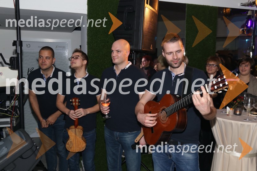  Gorazd Zapušek, Skupina Kvatropirci;  Tomaž Krt, Skupina Kvatropirci;  Jure Jaklič, Skupina Kvatropirci;  Samo Kališnik, Skupina KvatropirciDruga obletnica lepotnega centra Studio Oranž