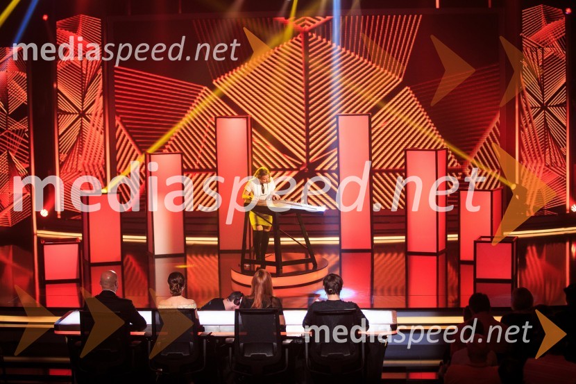  Janja Brlec, citrarkaSlovenija ima talent 2016, tretja polfinalna oddaja