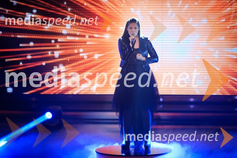  Aleksandra Vovk, pevkaSlovenija ima talent 2016, tretja polfinalna oddaja