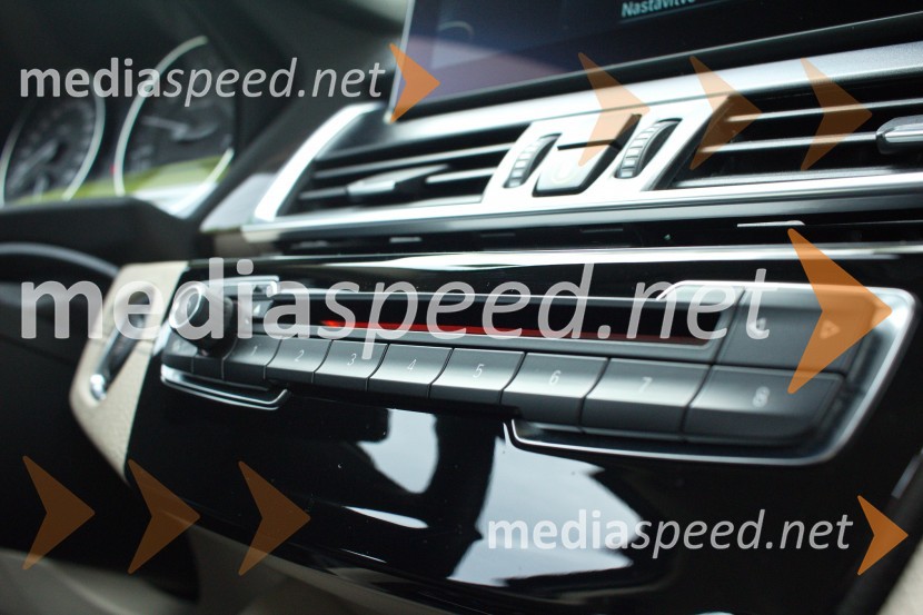 BMW 225xe Active Tourer Luxury Line, germanska prečiščenostBMW 225xe Active Tourer Luxury Line, mediaspeed test