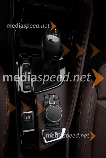 BMW X1 xDrive25d, 8-stopenjski samodejni menjalnikBMW X1 xDrive25d, mediaspeed test