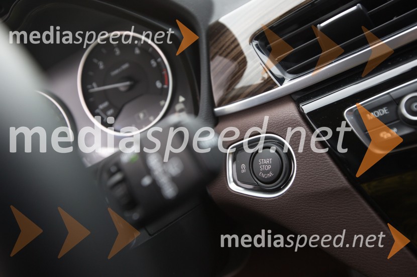 BMW X1 xDrive25d, zagon motorja na tipkoBMW X1 xDrive25d, mediaspeed test