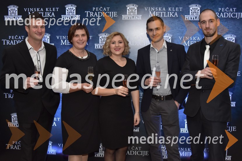  ... ;  ... ;  Simona  Žugelj Cajnar, marketing, Kmetijska zadruga Metlika;  ... ;  ... Vinska klet Metlika v novi preobleki