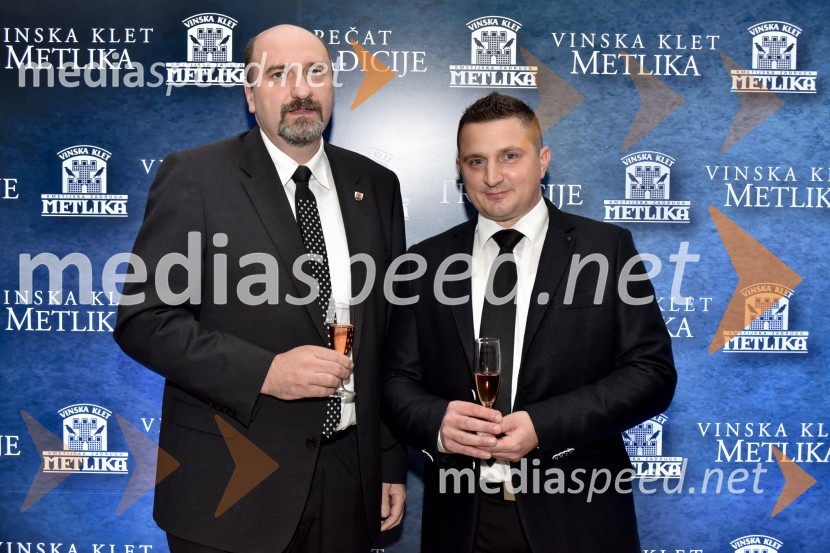  ... ;  Jože Cajnar, direktor Kmetijske zadruge MetlikaVinska klet Metlika v novi preobleki