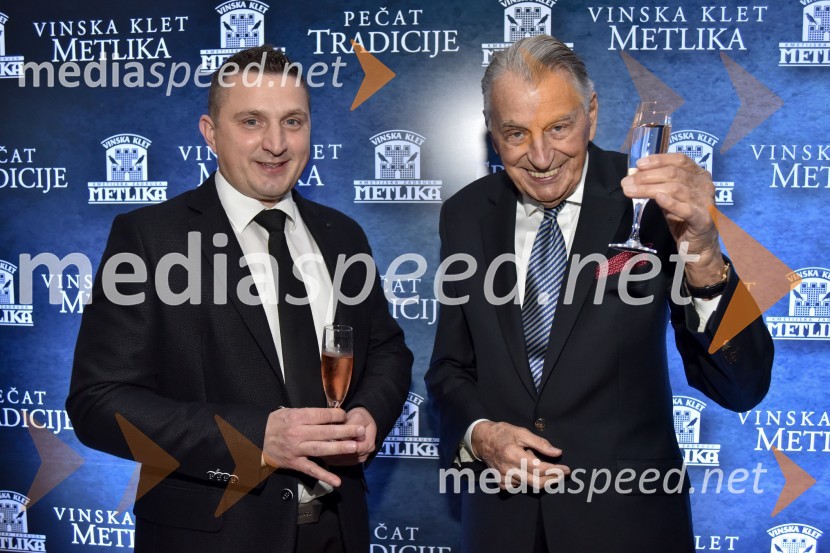  Jože Cajnar, direktor Kmetijske zadruge Metlika;  Demeter  Bitenc, igralecVinska klet Metlika v novi preobleki
