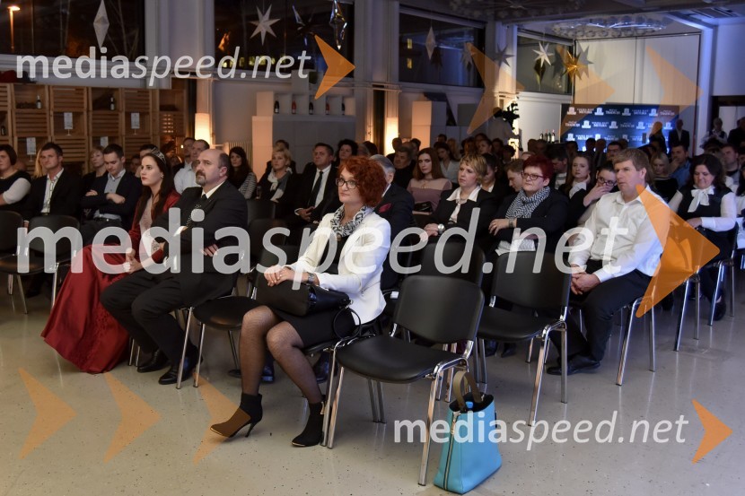  Jana Štajdohar, Kraljica metliške črnine 2016;  ... ;  ... Vinska klet Metlika v novi preobleki