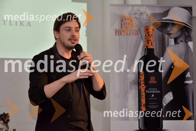  Tin Vodopivec, stand up komikVinska klet Metlika v novi preobleki