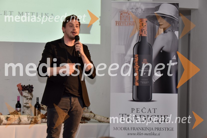  Tin Vodopivec, stand up komikVinska klet Metlika v novi preobleki