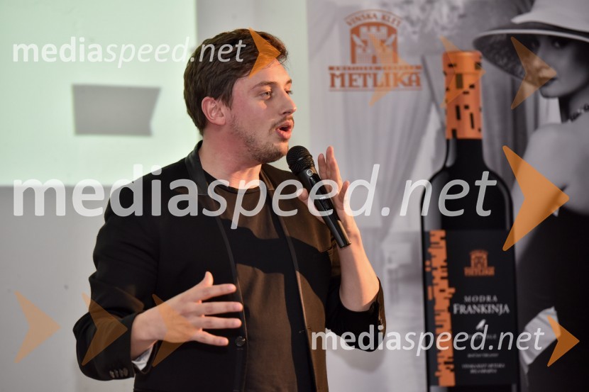  Tin Vodopivec, stand up komikVinska klet Metlika v novi preobleki