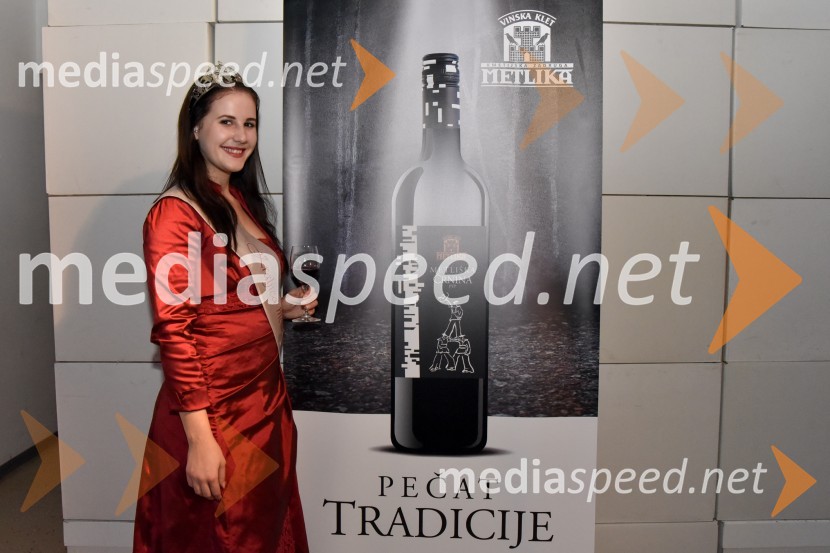  Jana Štajdohar, Kraljica metliške črnine 2016Vinska klet Metlika v novi preobleki