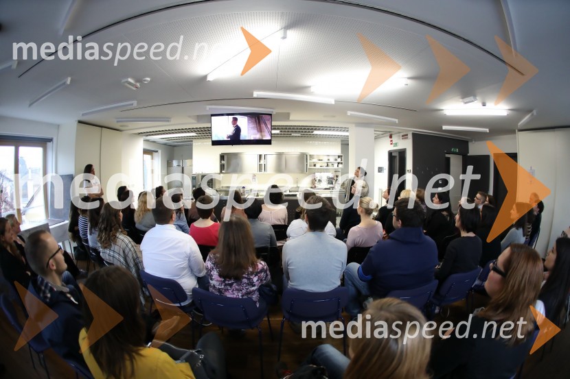 Njam zgodbe 2016, konferenca kulinaričnih blogerjevNjam zgodbe 2016, konferenca kulinaričnih blogerjev