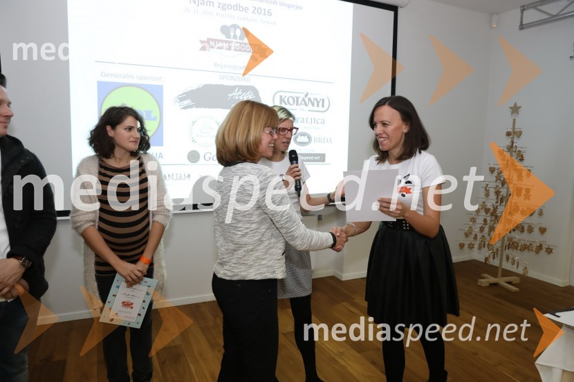  ... ;  ... ;  Iva Gruden, novinarka, projekt Ljubljananjam;  Mateja Delakorda, novinarka in blogerka (Zgodbe na krožniku)Njam zgodbe 2016, konferenca kulinaričnih blogerjev