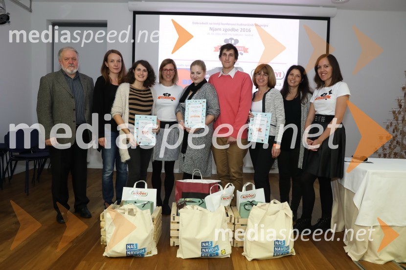 Njam zgodbe 2016, konferenca kulinaričnih blogerjevNjam zgodbe 2016, konferenca kulinaričnih blogerjev