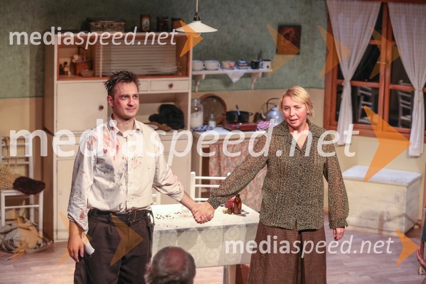  Blaž Setnikar, igralec;  Darja Reichman, igralkaHelverjeva noč, premiera predstave