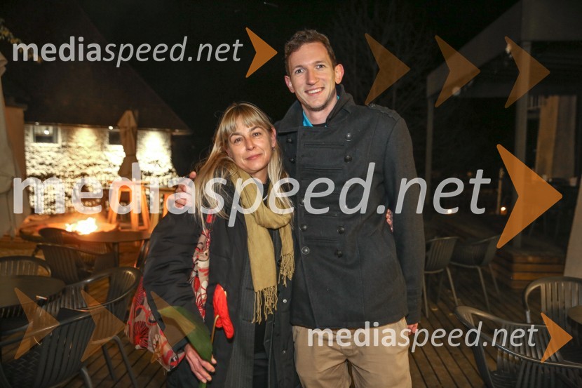  ... ;  Aleš KranjecHelverjeva noč, premiera predstave