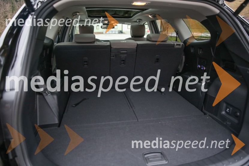 Osveženi Grand Santa Fe, slovenska predstavitev