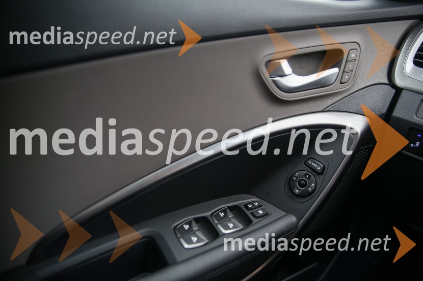 Osveženi Grand Santa Fe, slovenska predstavitev