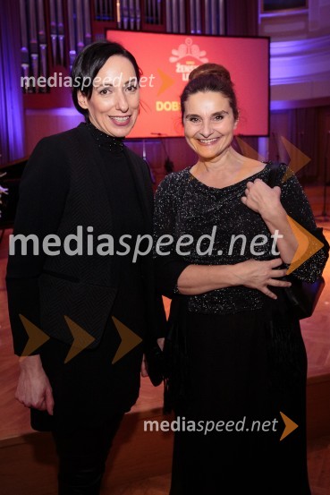  Melita Berzelak, odgovorna urednica revije Zarja;  Eva Škofič Maurer, ambasadorka društva Rdeči noskiŽenska leta 2016 je ginekologinja Eva Macun