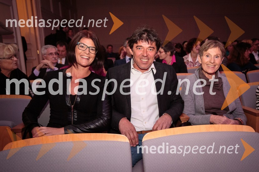 Ženska leta 2016 je ginekologinja Eva Macun