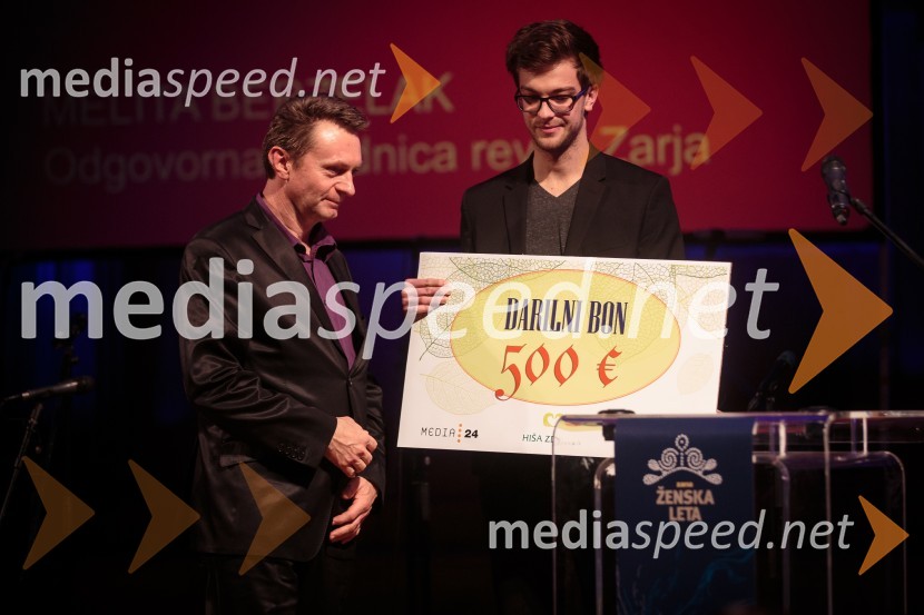 Ženska leta 2016 je ginekologinja Eva Macun