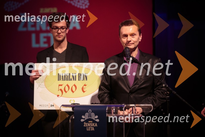 Ženska leta 2016 je ginekologinja Eva Macun