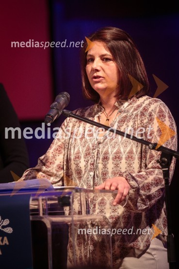  Eva Macun, predstojnica ginekološko-porodniške službe v Splošni bolnišnici Jesenice, Ženska leta 2016 Ženska leta 2016 je ginekologinja Eva Macun