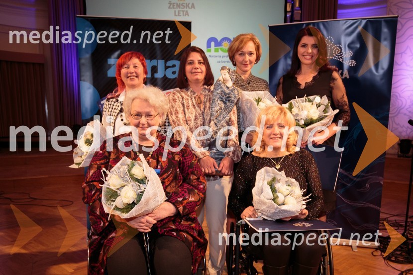  Božena Kolman Finžgar, ravnateljica knjižnice Antona Tomaža Linharta Radovljica ; Prof.dr. Svetlana Slapšak, kritičarka, znanstvenica, antropologinja in doktorica antičnih študij;  Eva Macun, predstojnica ginekološko-porodniške službe v Splošni bolnišnici Jesenice, Ženska leta 2016 ; dr. Barbara Jaki, direktorica Narodne galerije Ljubljana, muzejska svetnica;  Veselka  Pevec, slovenska paraolimpijka in strelka;  Jelena Aščić, novinarkaŽenska leta 2016 je ginekologinja Eva Macun