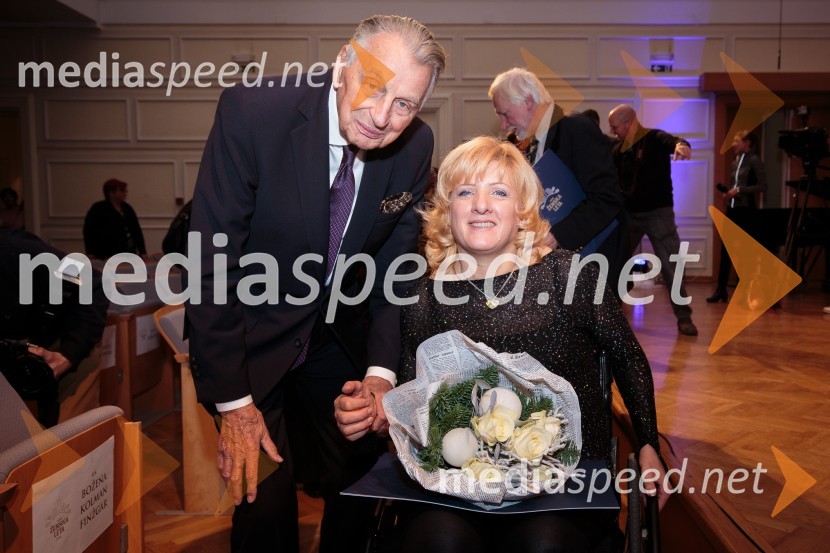  Demeter  Bitenc, igralec;  Veselka  Pevec, slovenska paraolimpijka in strelkaŽenska leta 2016 je ginekologinja Eva Macun