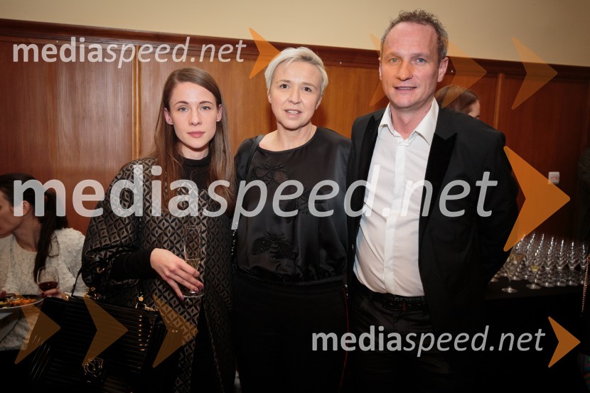 Ženska leta 2016 je ginekologinja Eva Macun