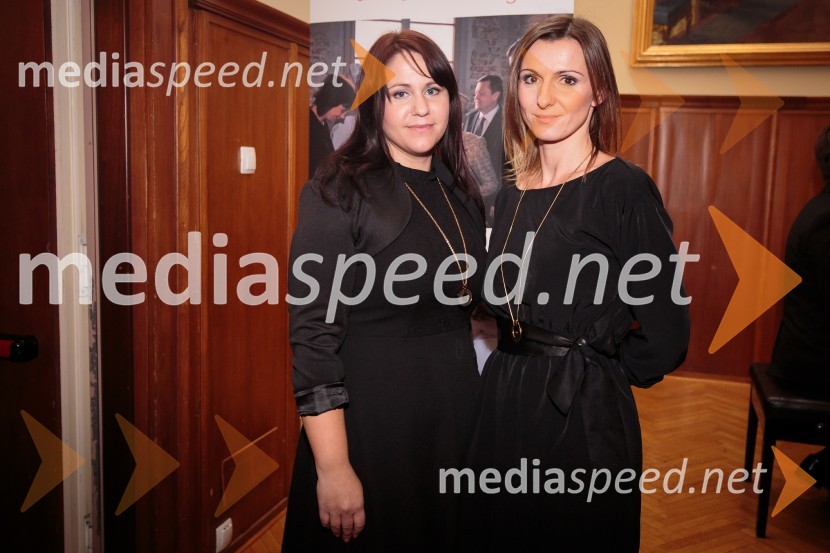 Ženska leta 2016 je ginekologinja Eva Macun