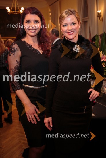  Jelena Aščić, novinarka;  ... Ženska leta 2016 je ginekologinja Eva Macun