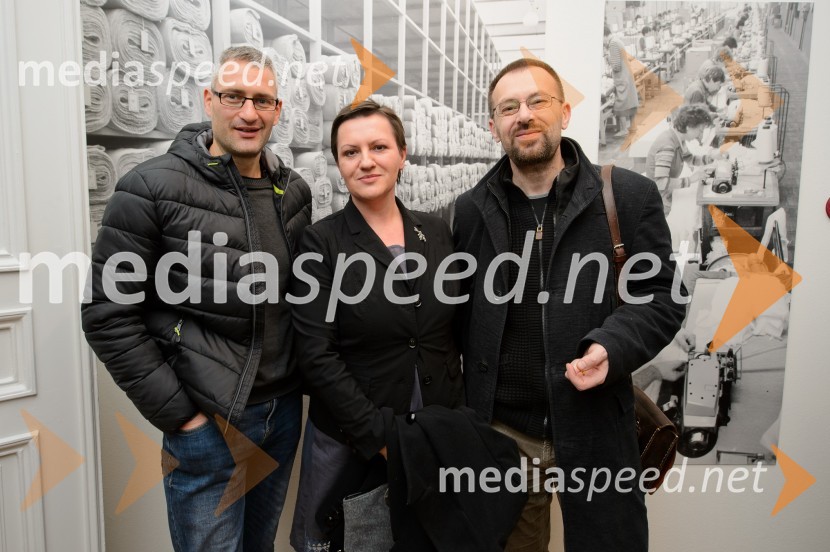  Matej Kristovič, fotograf;  Vesna Danilovič Novak, Radio SI;  Tone NovakJugoslovanski Manchester, odprtje razstave