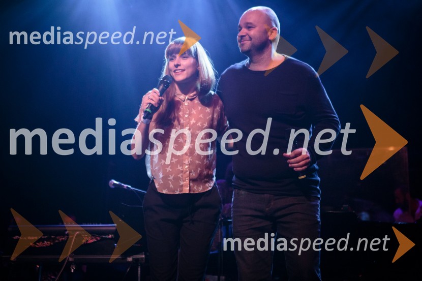  Saša Vipotnik, glasbenica;  Bort Ross, glasbenikIzštekanih 10, Sounds of Slovenia