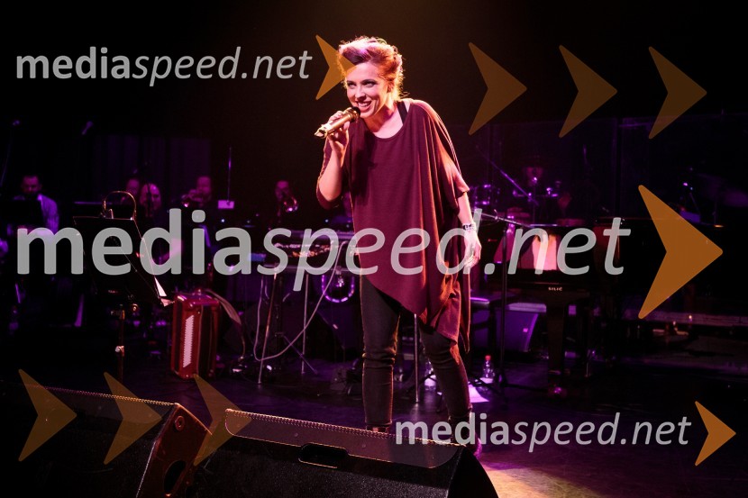  Vesna Zornik Stonič, pevka, skupina KatalenaIzštekanih 10, Sounds of Slovenia