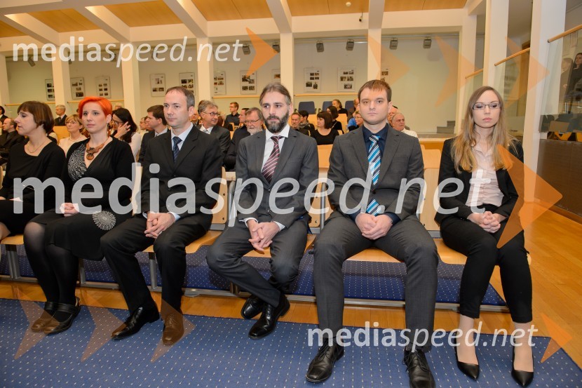 dr. Andrea Margan, Medicinska fakulteta; dr. Tina Špegelj, Fakulteta za gradbeništvo, prometno inženirstvo in arhitekturo; dr. Boštjan Kežmah, Fakulteta za elektrotehniko, računalništvo in informatiko; dr. Janko Horvat, Fakulteta za elektrotehniko, računalništvo in informatiko; dr. Aleš Černezel, Fakulteta za elektrotehniko, računalništvo in informatiko; dr. Niki Veček, Fakulteta za elektrotehniko, računalništvo in informatikoPromocija doktorjev znanosti na UM, december 2016